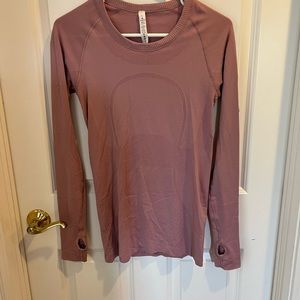 WOMENS PINK LULULEMON SWIFTLY TECH